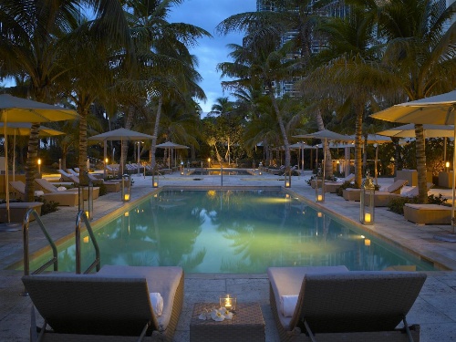 Grand Beach Hotel image 2